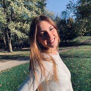 Meet your Posher, Anna